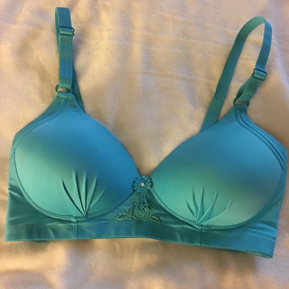 Turquoise Bra 36D NO UNDERWIRE